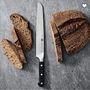 J A Henckels Zwilling PRO 38406-230 Professional 9” Serrated Bread Knife *New*